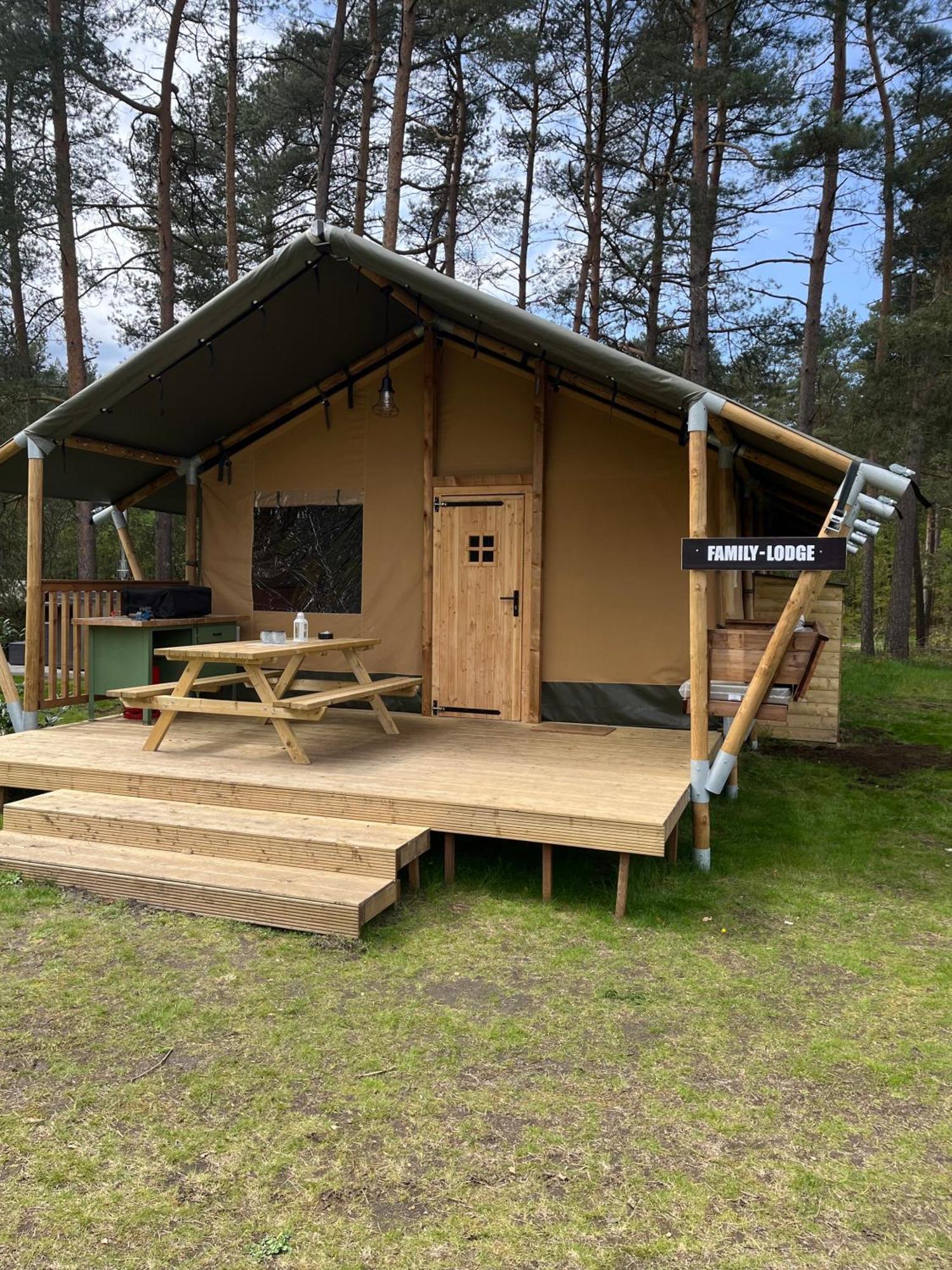 Glampingzelt Family - Lodge Soltau Exteriér fotografie